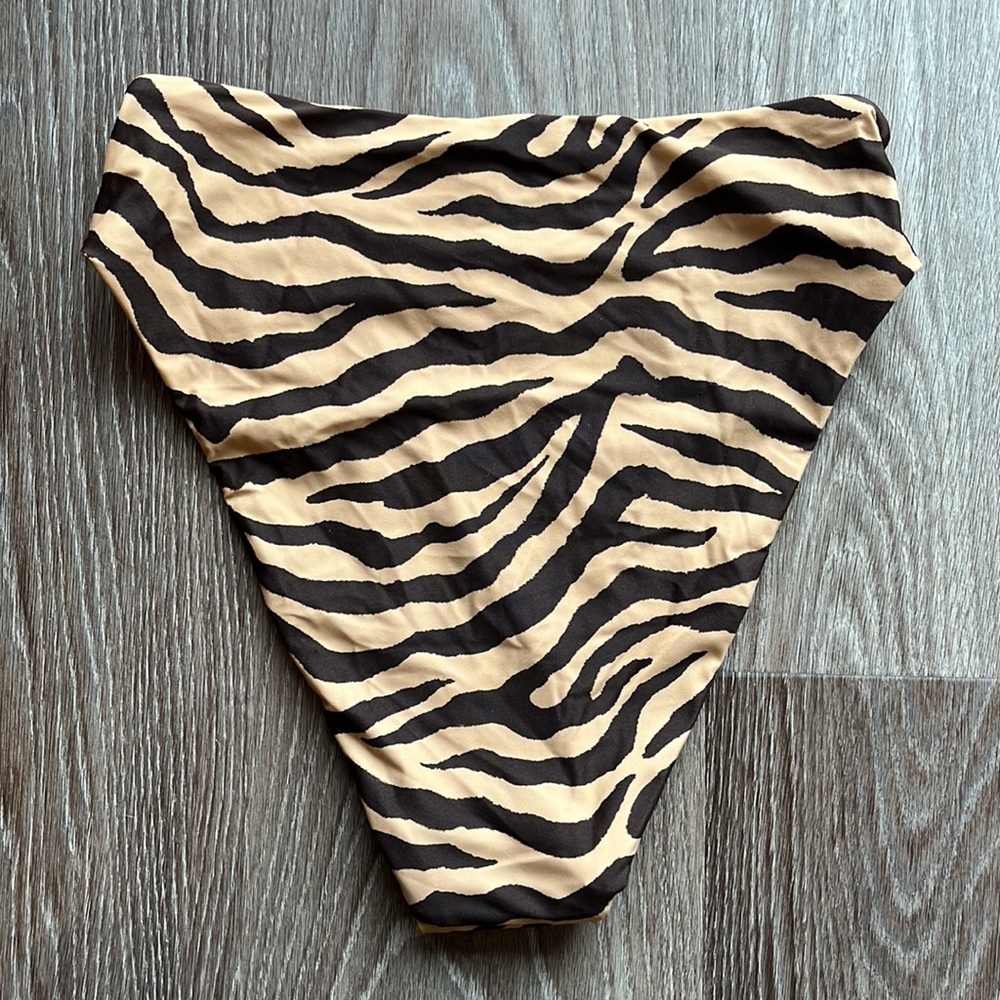 J crew high waisted bikini bottoms - Picture 2 of 3